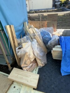 上尾市新築現場定期回収