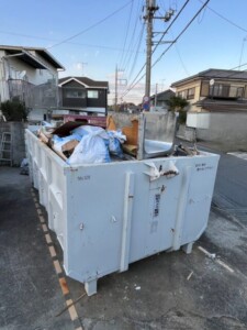 深谷市下ゴミコンテナ入替