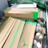 横浜市保土ケ谷区 産廃回収｜段ボールで梱包した蛍光管と箱に分けたランプ類・照明器具の回収前