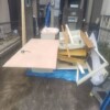 東京都国立市の水回りリフォーム現場に集められた設備部材などの回収前の状況