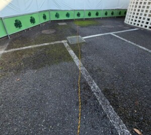 練馬区で受水タンク工事の廃棄物を回収し終えた後の駐車スペース